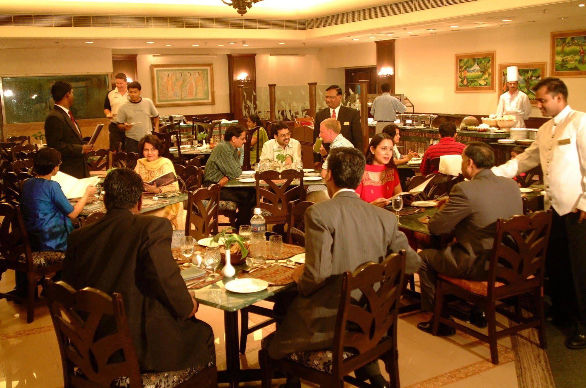 Welcomhotel By Itc Hotels, Rama International, Hotel